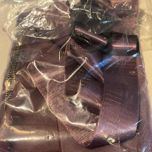 Floral Embroidery Waist Bag Fabric - Pink - Picture 8 of 9